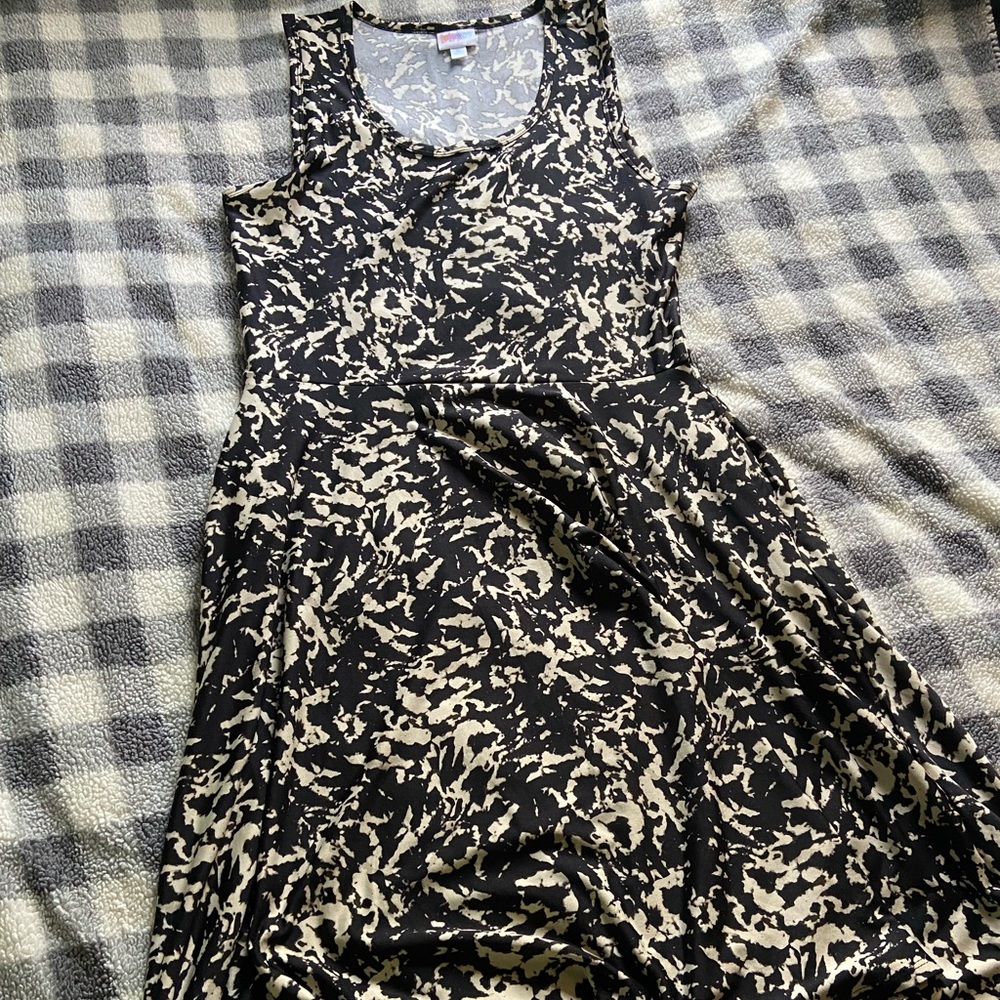 EUC Lularoe Nikki slinky material